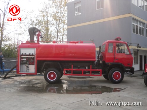 東風(fēng)153消防灑水車（側(cè)面）