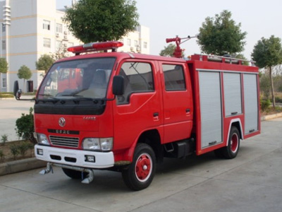 東風(fēng)消防車